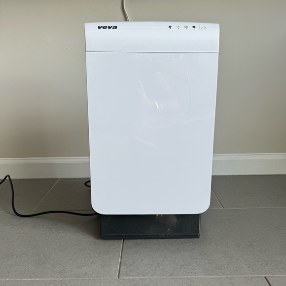 VEVA ProHEPA 9000 Premium Large Room Air Purifier - Picture 2 of 3